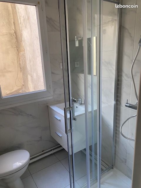 Studio refait à neuf à vendre - Fontenay coeur de ville (image 2)