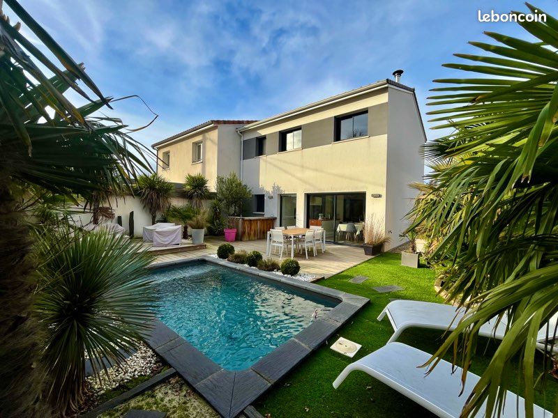 Maison 4 pièces 103 m² · à Parempuyre · 103 m² · 415 000 €