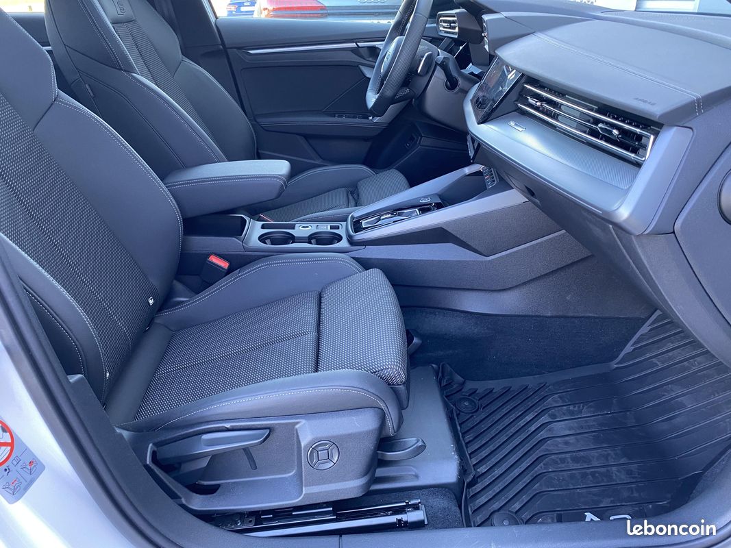 AUDI A3 Berline TFSI 150 ch Hybride S line (image 16)