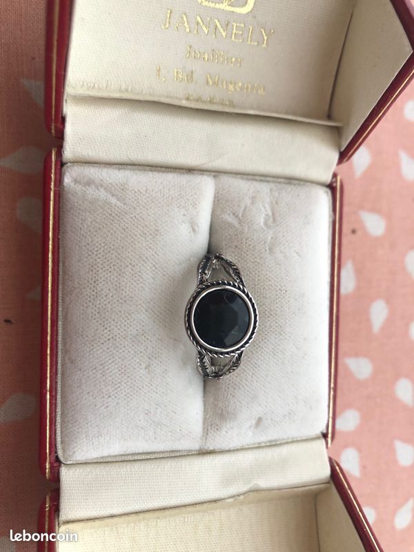 Bague métal et pierre noire vintage (image 2)
