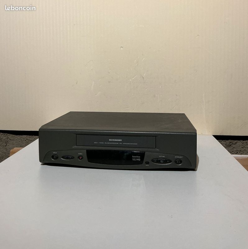 Magnétoscope Schneider + Cassettes - Photo, audio & vidéo