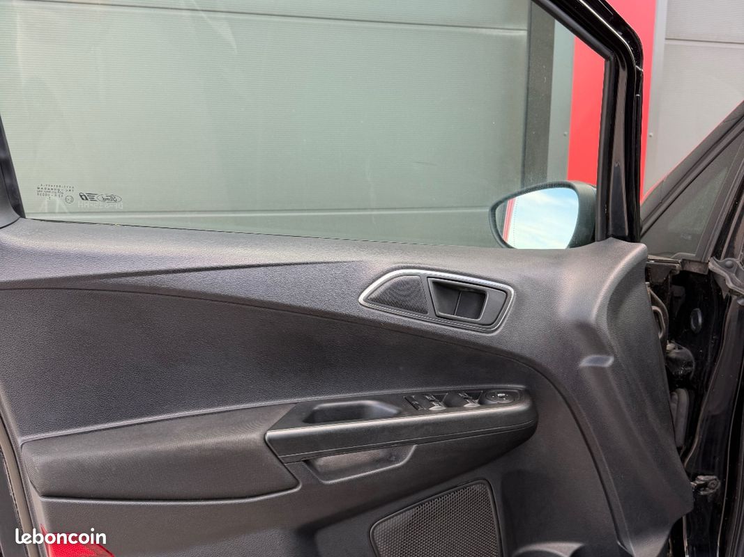 FORD B-MAX 1.0 EcoBoost 100 SS Trend (image 16)