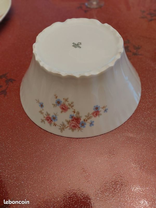 Service 57 pièces en porcelaine (image 2)