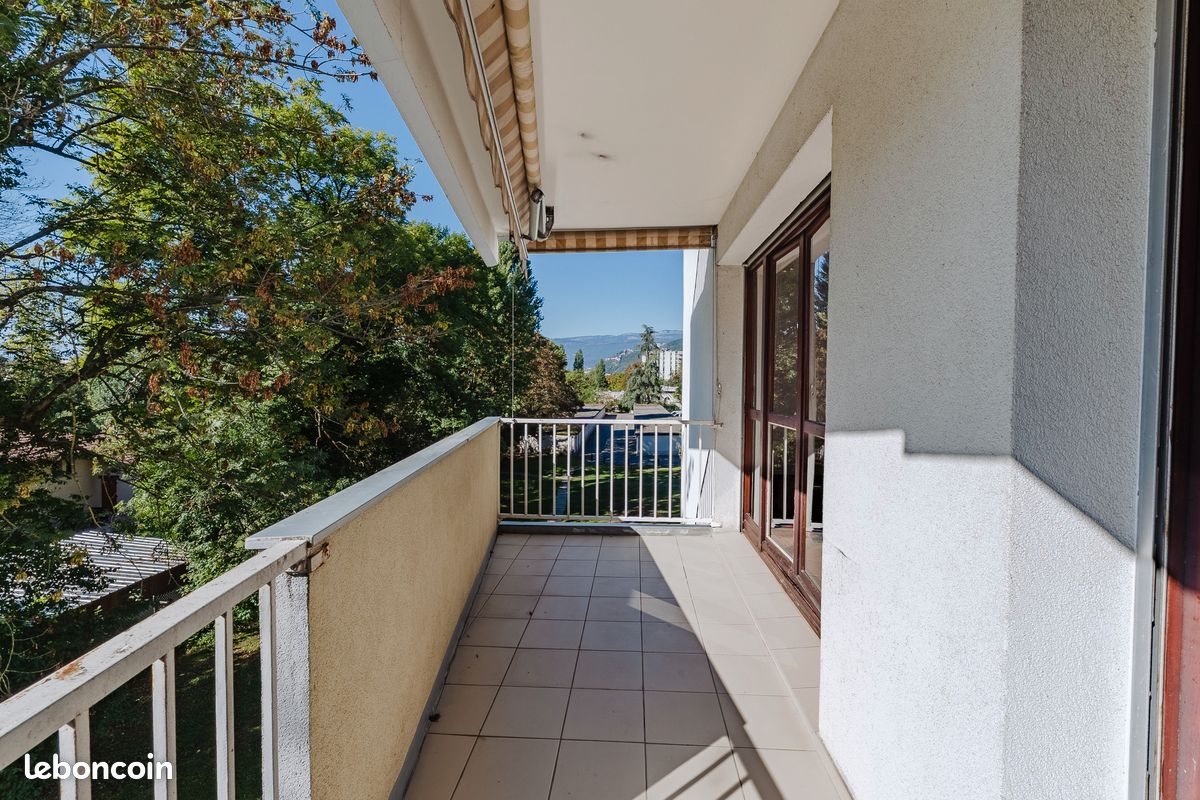 Appartement 4 pièces 77 m² · à Meylan · 77 m² · 225 000 €