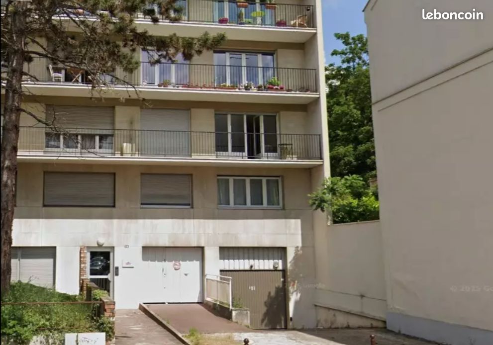 Parking/box Saint-Cloud · 22 000 €