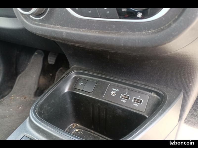 Renault Twingo 1.0 SCe 65ch Equilibre (image 20)