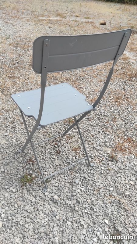 Chaise pliante métal grise (image 2)
