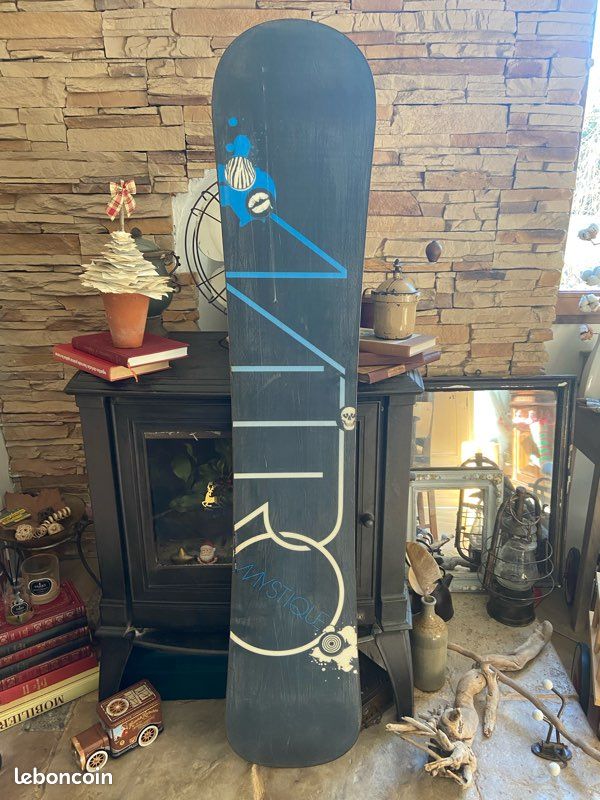 nitro mystique snowboard 2010 The 2026 Women's Nitro Mystique 2019-2024 Snowboard Review