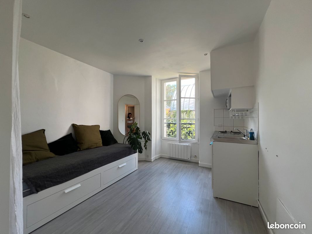 Appartement 1 pièce 15 m² · à Paris · 15 m² · 720 €/mois