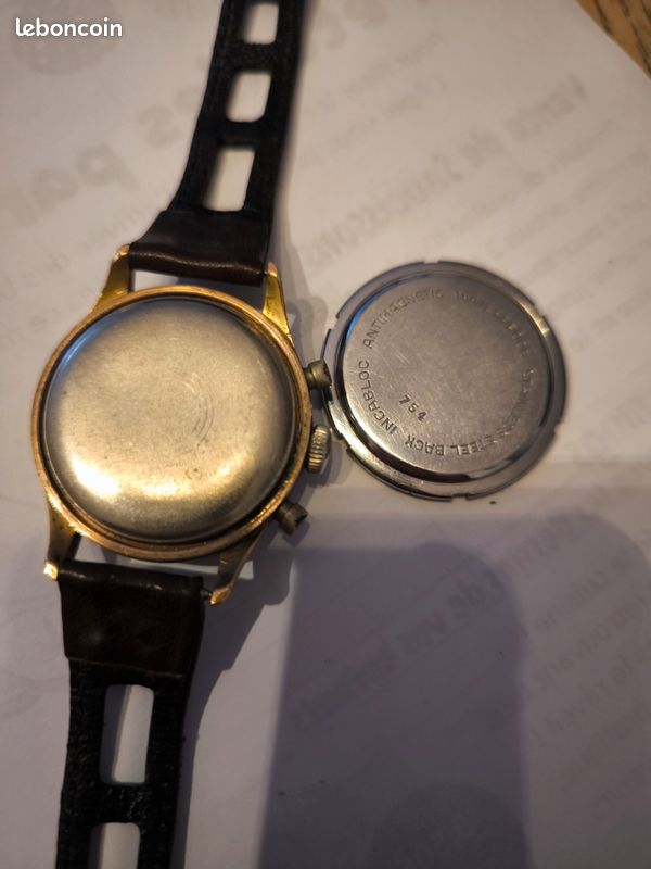 AnnonceMontres Vintage en Vente - Enchères en Ligne