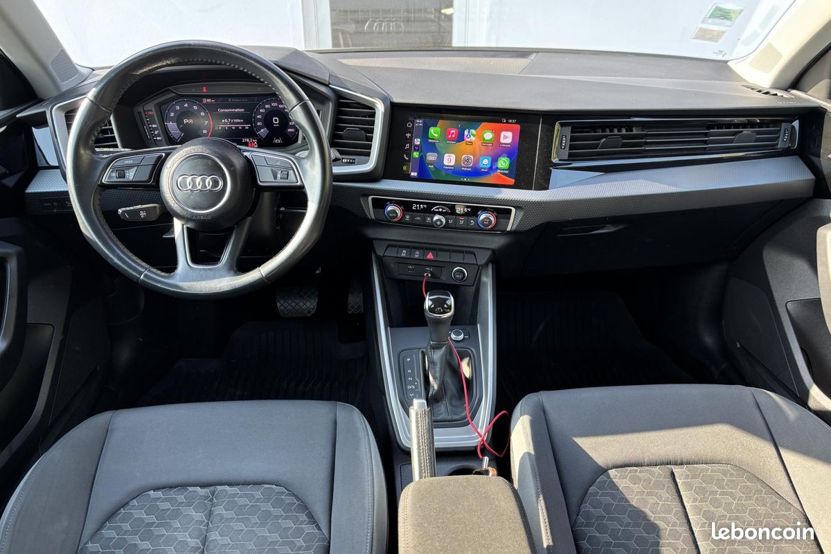 AUDI A1 Sportback 1.0 25 TFSI - 95 - BV S-Tronic SPORTBACK 2019 Advanced COULEUR RARE (image 2)