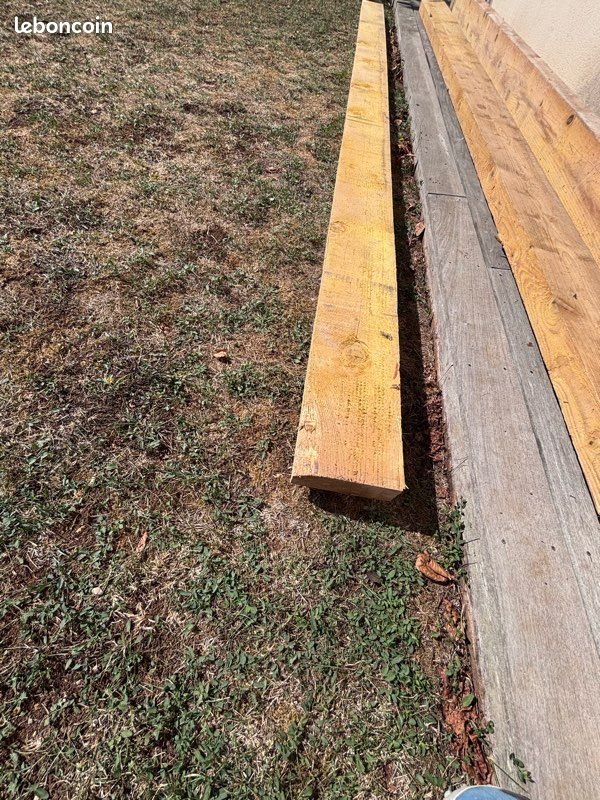 Madrier 2,40mx20x7.5 (image 1)