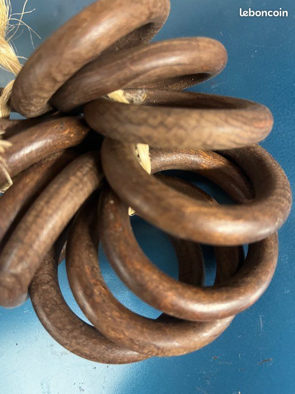 Anneaux de rideaux bois colonial 6cm (image 3)