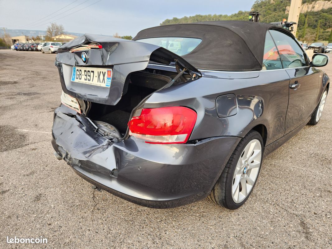BMW Serie 1 E88 Accidentée PROCEDURE VEI REF:14874 (image 3)