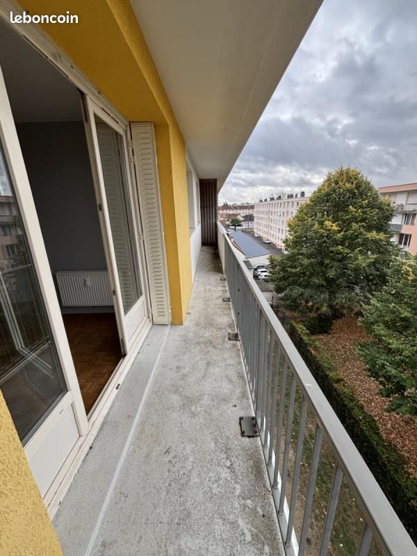 Appartement 4 pièces 70 m² · à Dijon · 70 m² · 733 €/mois