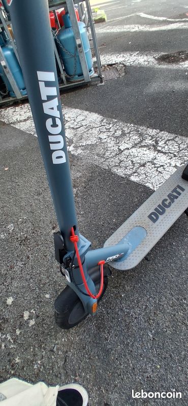 Trotinette electrique (image 4)