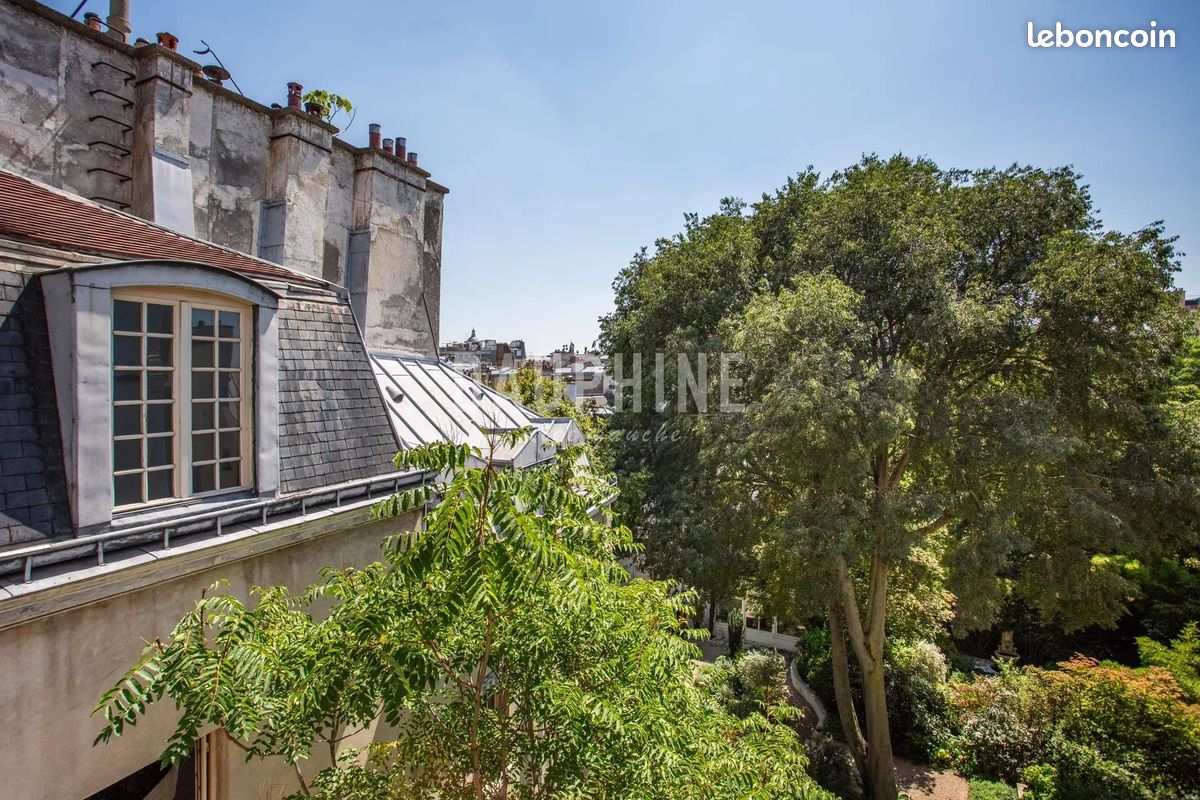 Appartement 5 pièces 122 m² · à Paris · 122 m² · 2 500 000 €