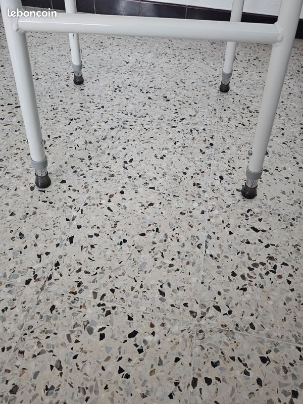 Chaise haute de cuisine reglable (image 5)
