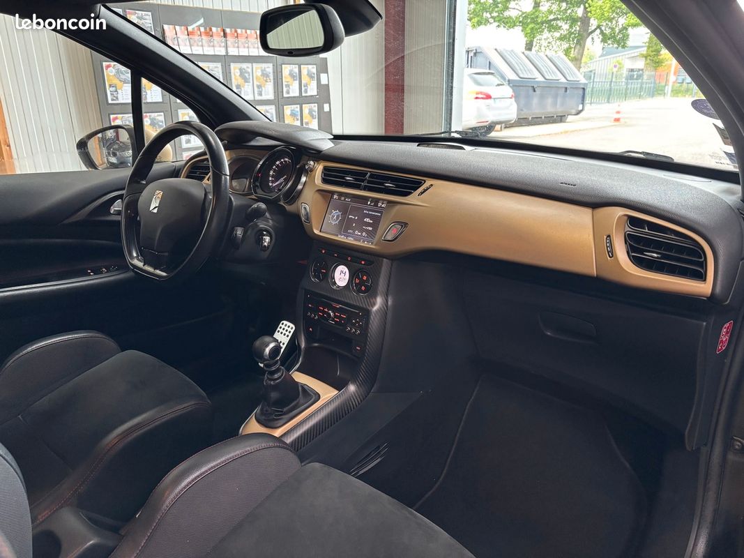 Citroën DS3 1.6 THP 203 RACING GOLD MAT (image 13)