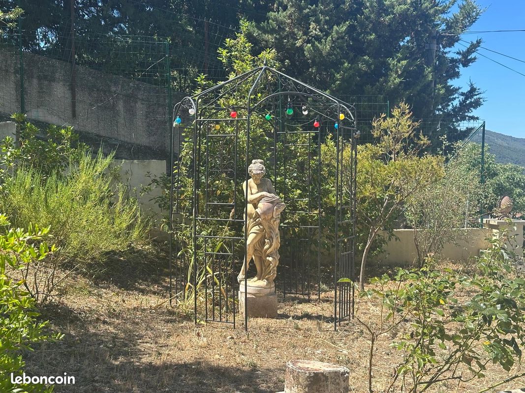 Maison 4 pièces 144 m² · à Gémenos · 144 m² · 768 000 €