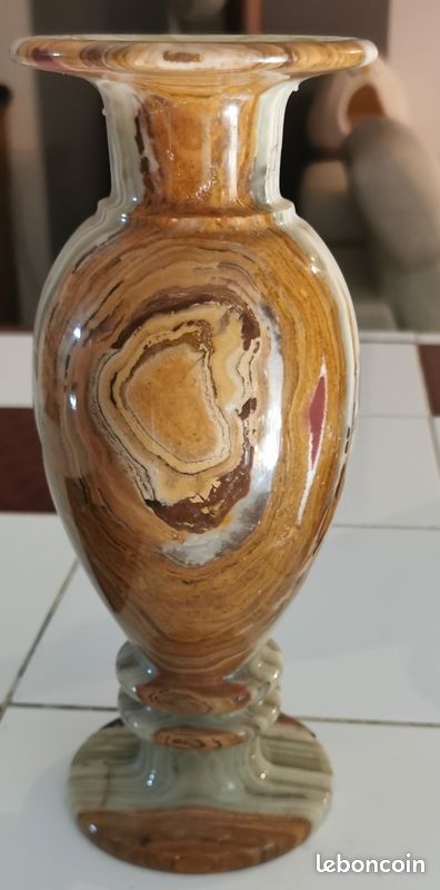 Vase Cylindre En Albâtre – Déco Artisanale – Sculpture Pierre Naturelle