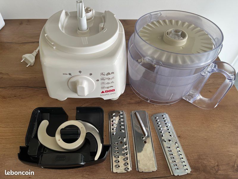 Robot (image 1)