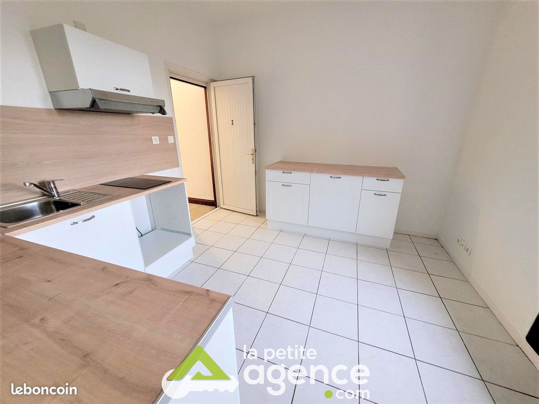 Appartement a louer montlucon - 1 pièce(s) - 31 m2 - Surfyn