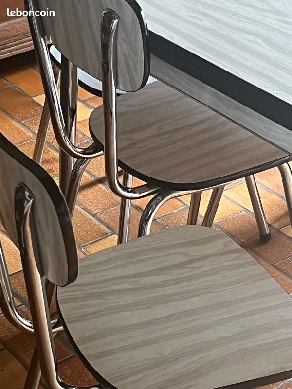 Urgent mobilier en Formica (image 2)