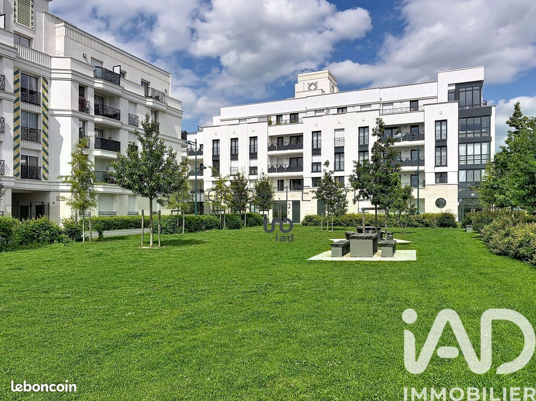 Appartement 4 pièces 81 m² · à Chessy · 81 m² · 400 000 €