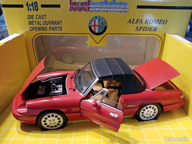 ALFA ROMEO SPIDER cabriolet fermé hard top PININFARINA 1/18 JOUEF