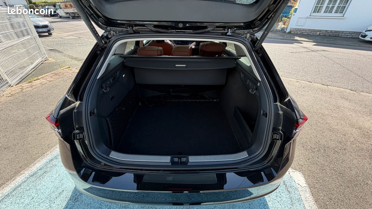 Skoda Superb Combi 1.5 TSI mHEV 150ch ACT DSG7 Laurin&Klement (image 9)