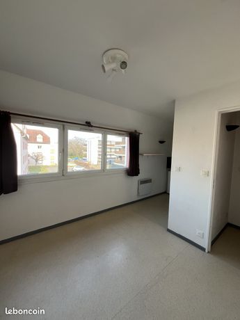 Studio 1 pièce 19 m²