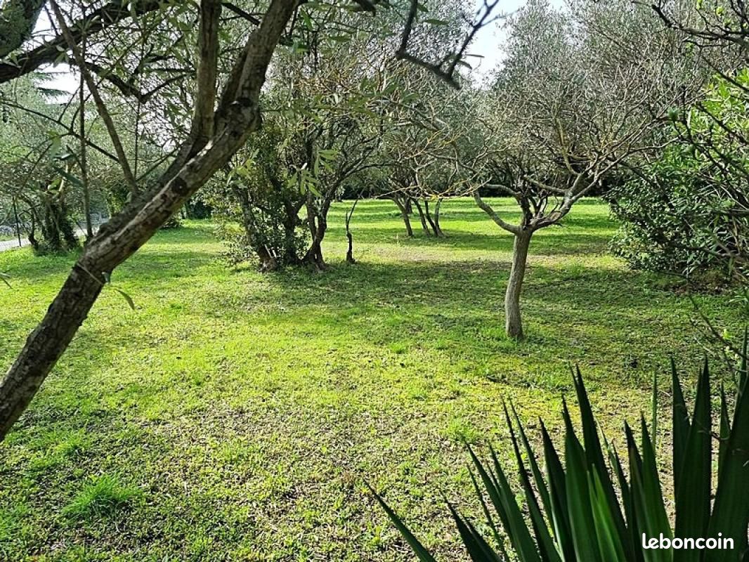 Terrain 740 m² Sommieres · à Sommières · 163 800 €