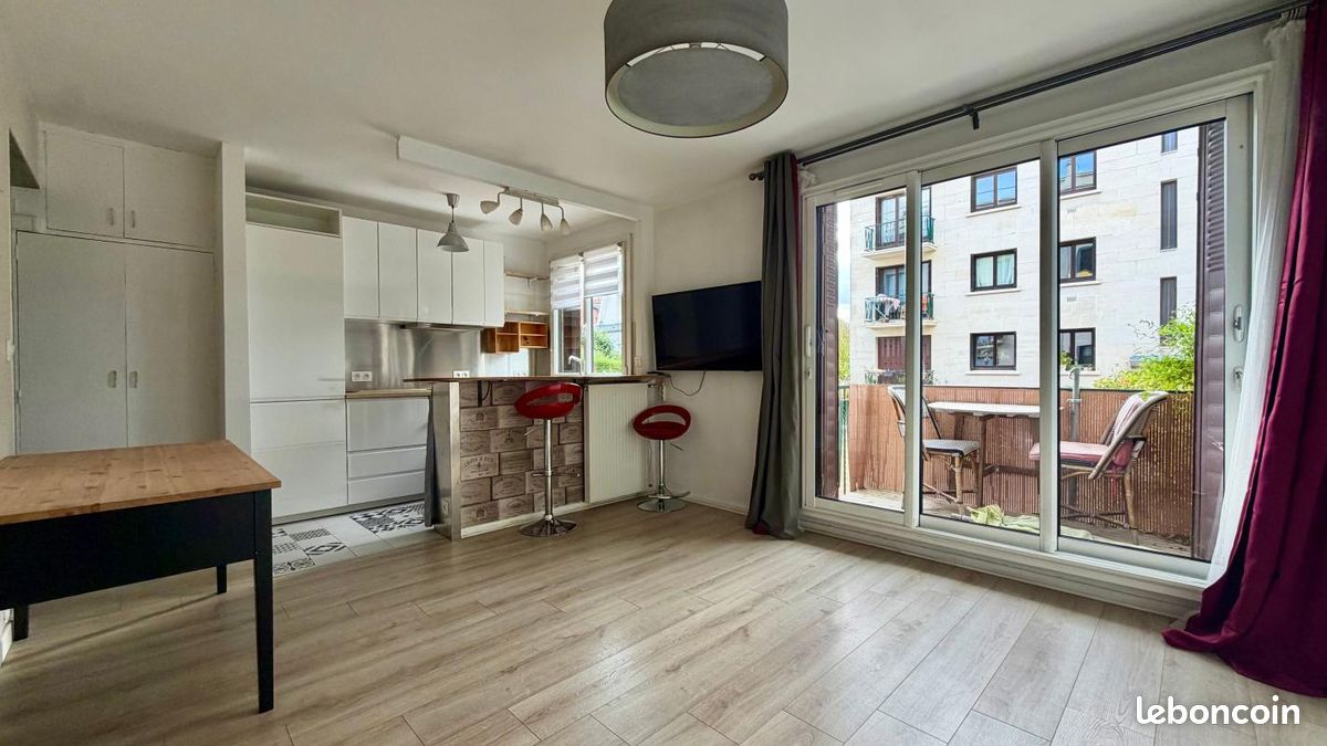 Appartement 1 pièce 29 m² · à Saint-Maur-des-Fossés · 29 m² · 880 €/mois