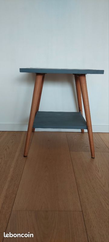 Petite table vintage - bout de canapé (image 1)