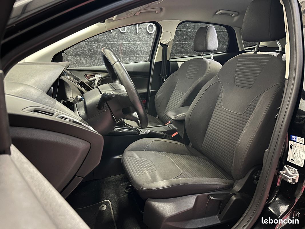 FORD FOCUS 1.0 EcoBoost 125ch Titanium (image 15)