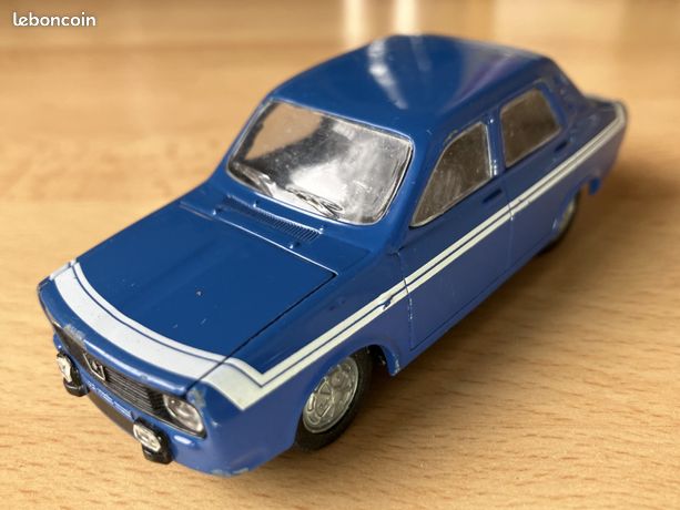 Modèle Réduit RENAULT 12 S à L'échelle 1:43 Par PILEN - TRÈS BON ÉTAT, Collection