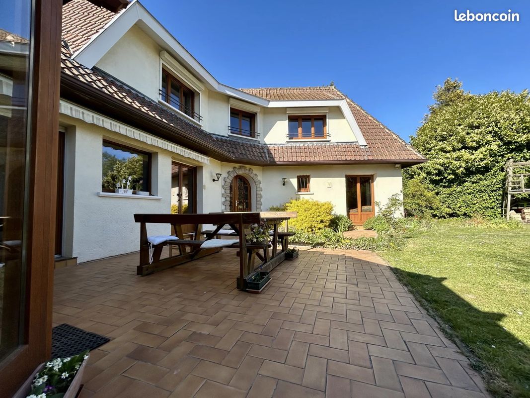 Maison 9 pièces 243 m² (image 8)