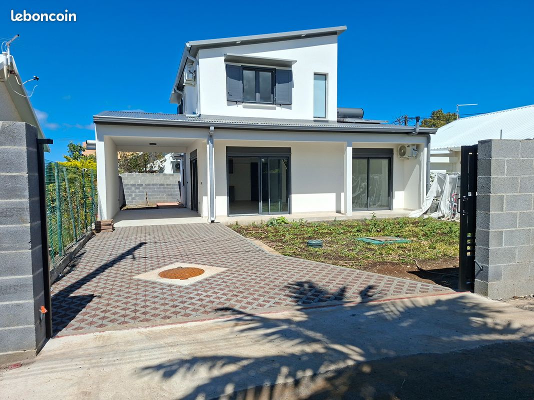 Maison 4 pièces 113 m² · à Saint-Pierre · 113 m² · 1 400 €/mois