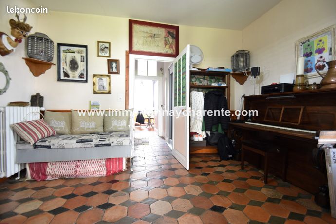 Maison 7 pièces 204 m²
