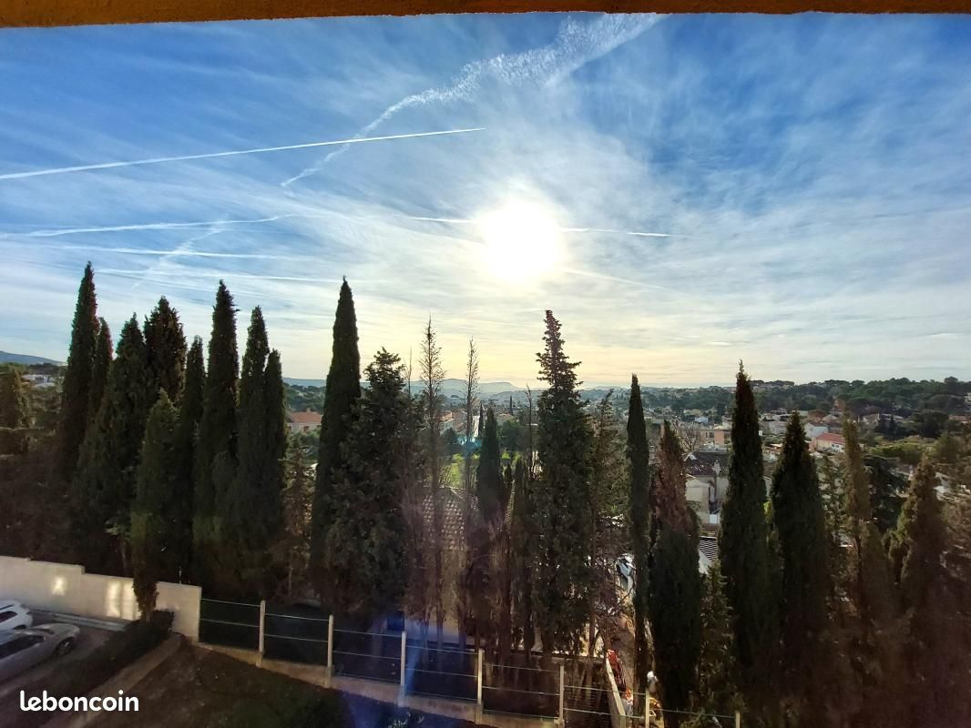 Appartement 3 pièces 70 m² · à Les Pennes-Mirabeau · 70 m² · 1 054 €