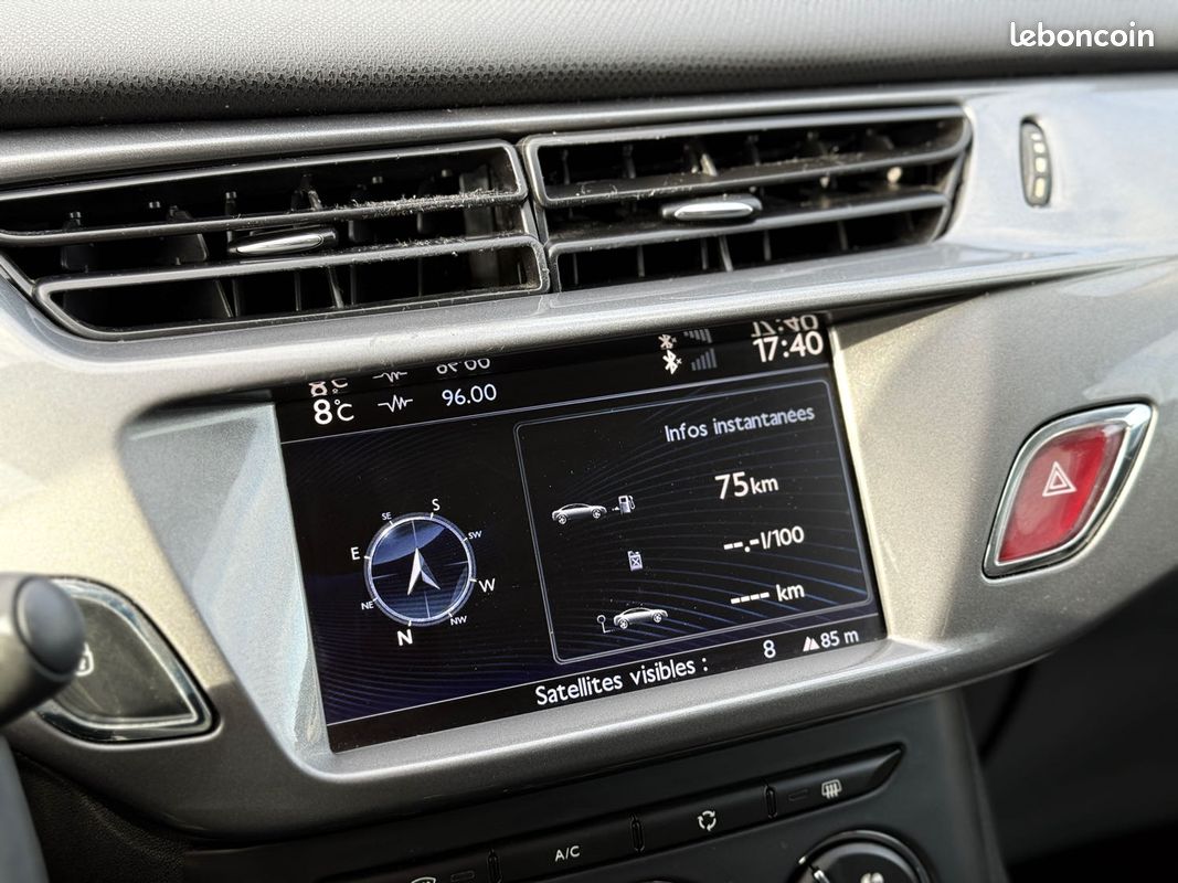 Citroën C3 1.4 HDi 70ch Attraction Pack - GPS - Bluetooth - Révisée & Garantie 6 mois (image 18)