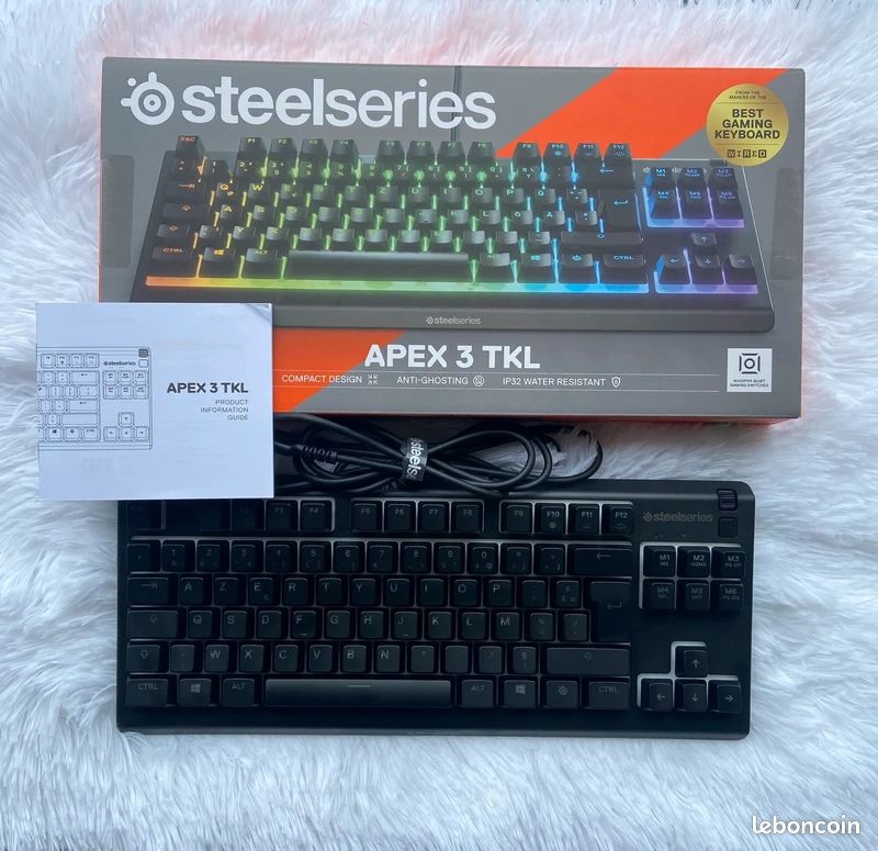 Clavier Gaming STEELSERIES APEX 3 TKL FR - Rétroéclairé - Format Sans Pavé Numérique