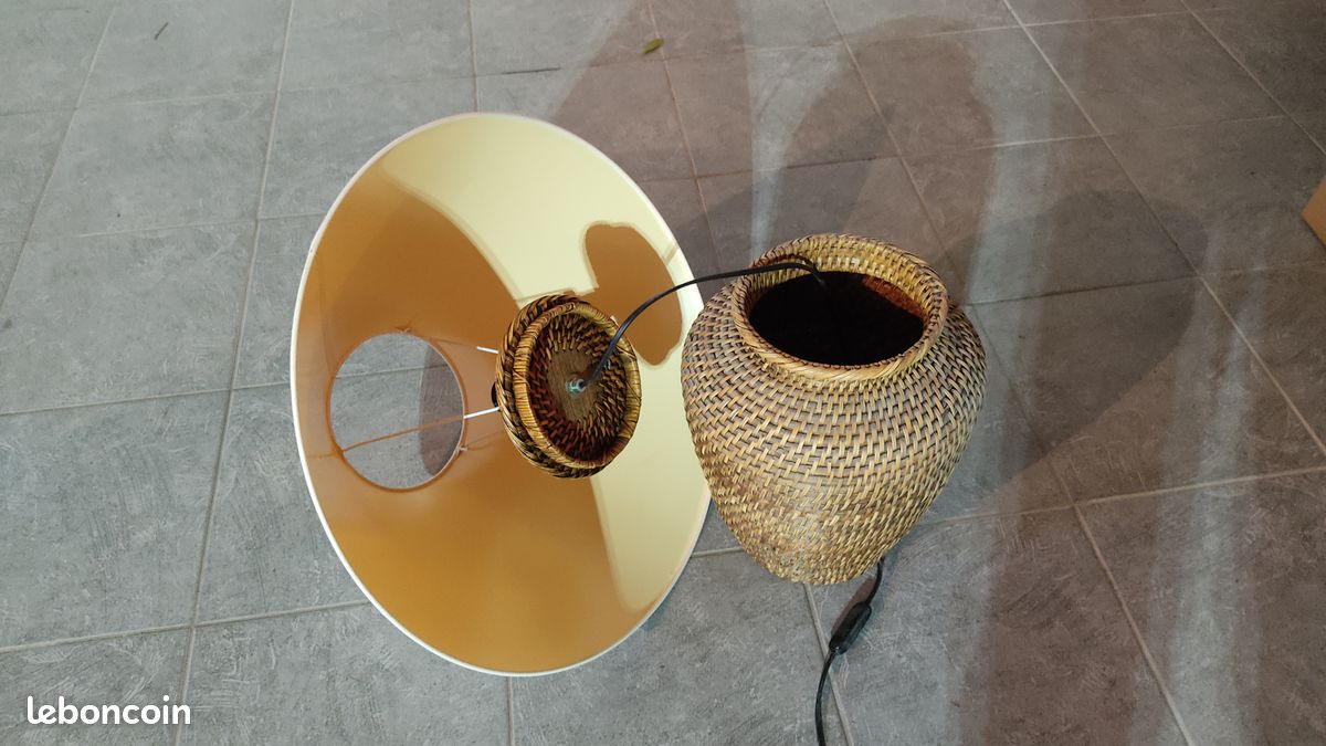 Lampe a poser en osier (image 2)