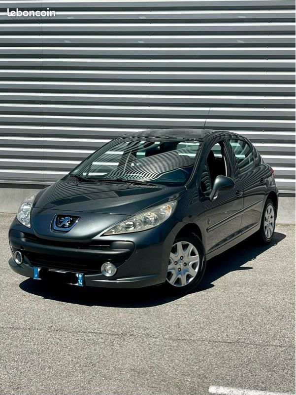 PEUGEOT 207 5 portes 1.4 VTi 16V 95 cv Urban Move (image 1)