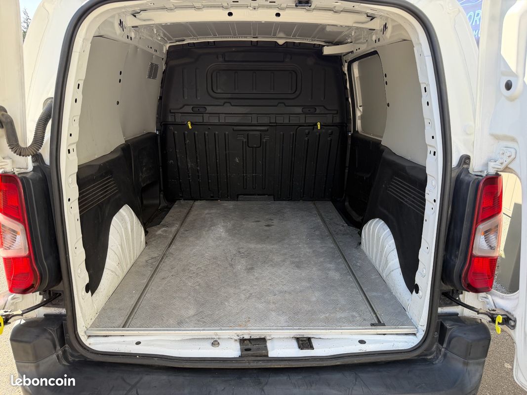 Citroen berlingo van m 1000 bluehdi 100 ss bvm5 club (image 17)