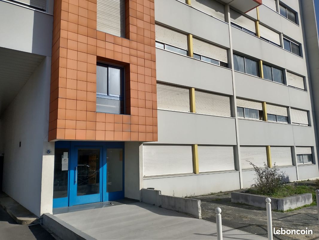 Appartement 1 pièce 35 m² · à Talence · 35 m² · 700 €/mois