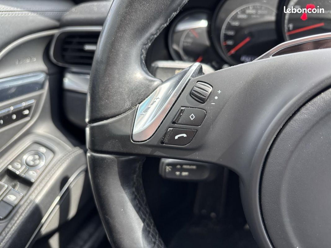 PORSCHE 911 3.8i - 520CH - 991 COUPE Turbo - TOIT OUVRANT - SIEGES ELECTRIQUE - PACK CHRONO (image 19)