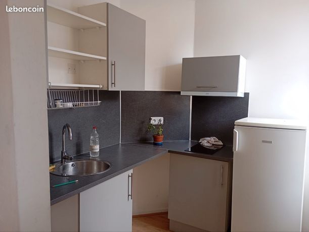 Grand T2 Brive proche Lycées et Centre