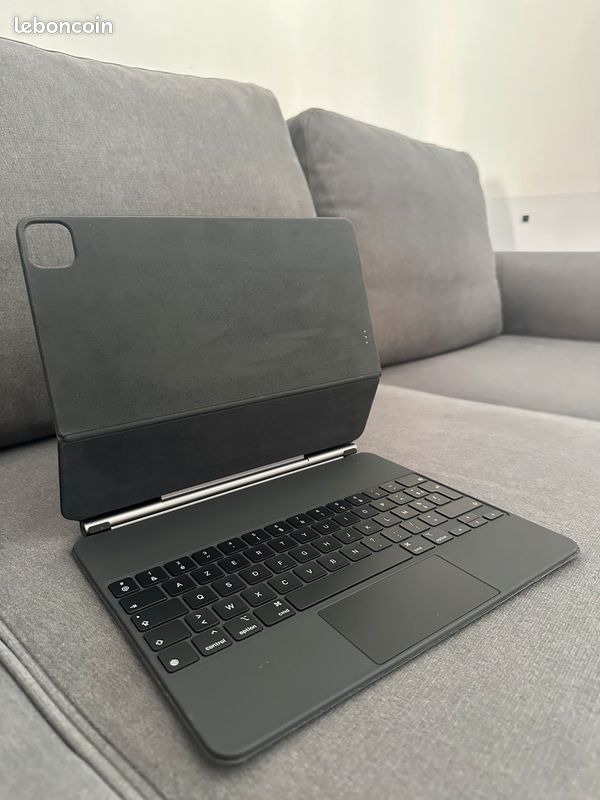 Magic Keyboard Noir - adapté pour iPad Air 13 (image 3)